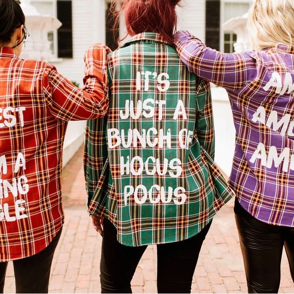 🚨NEW🚨Hocus Pocus Mary Flannel- Cakeworthy XL - Picture 8 of 12